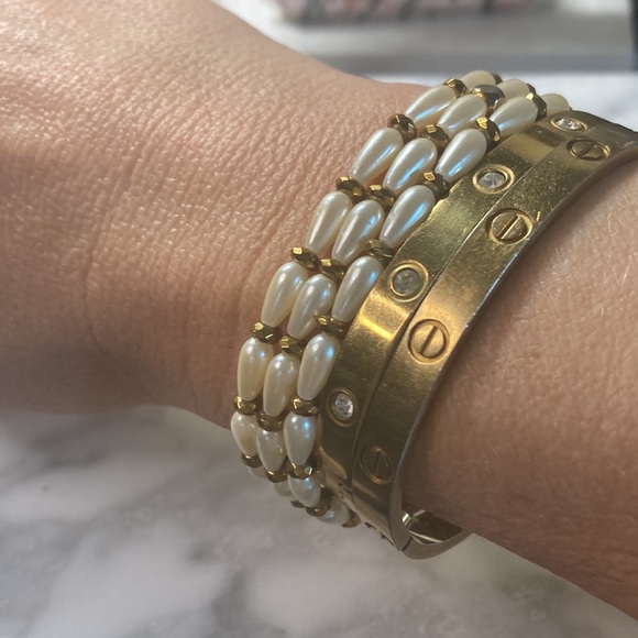 Fresh water pearl rice shaped bracelet with gold toned hematite bracelet - Picture 4 of 4